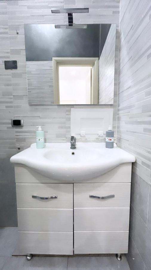 Da Concettina House Apartment Naples Luaran gambar