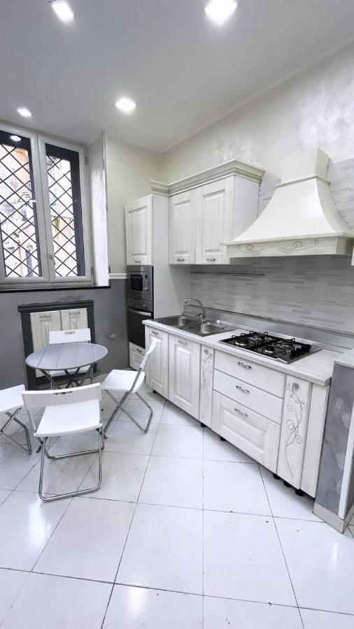 Da Concettina House Apartment Naples Luaran gambar