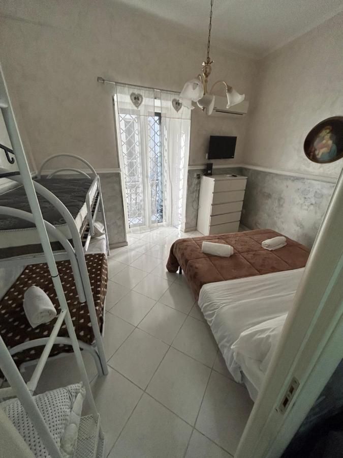 Da Concettina House Apartment Naples Luaran gambar