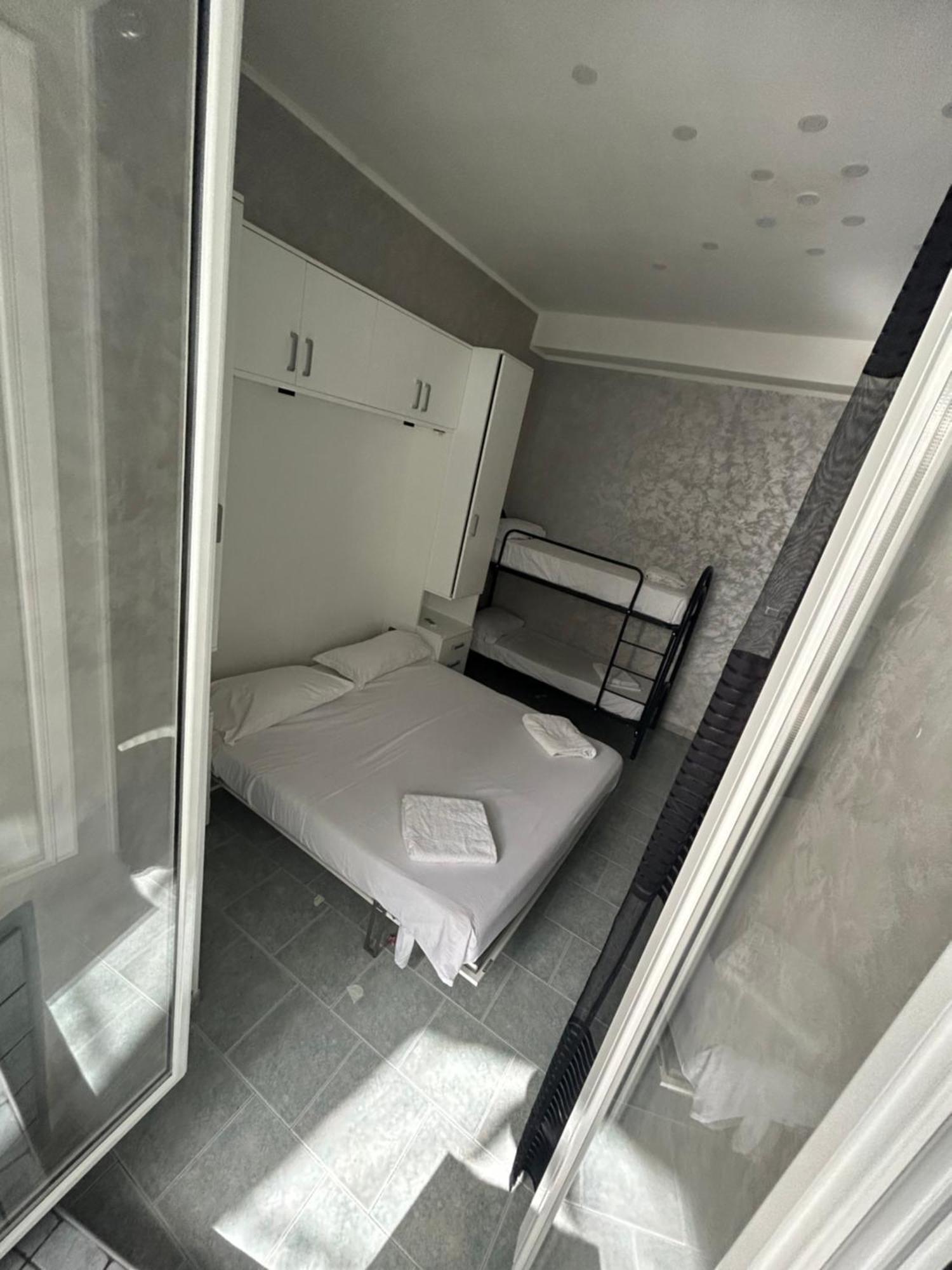 Da Concettina House Apartment Naples Luaran gambar