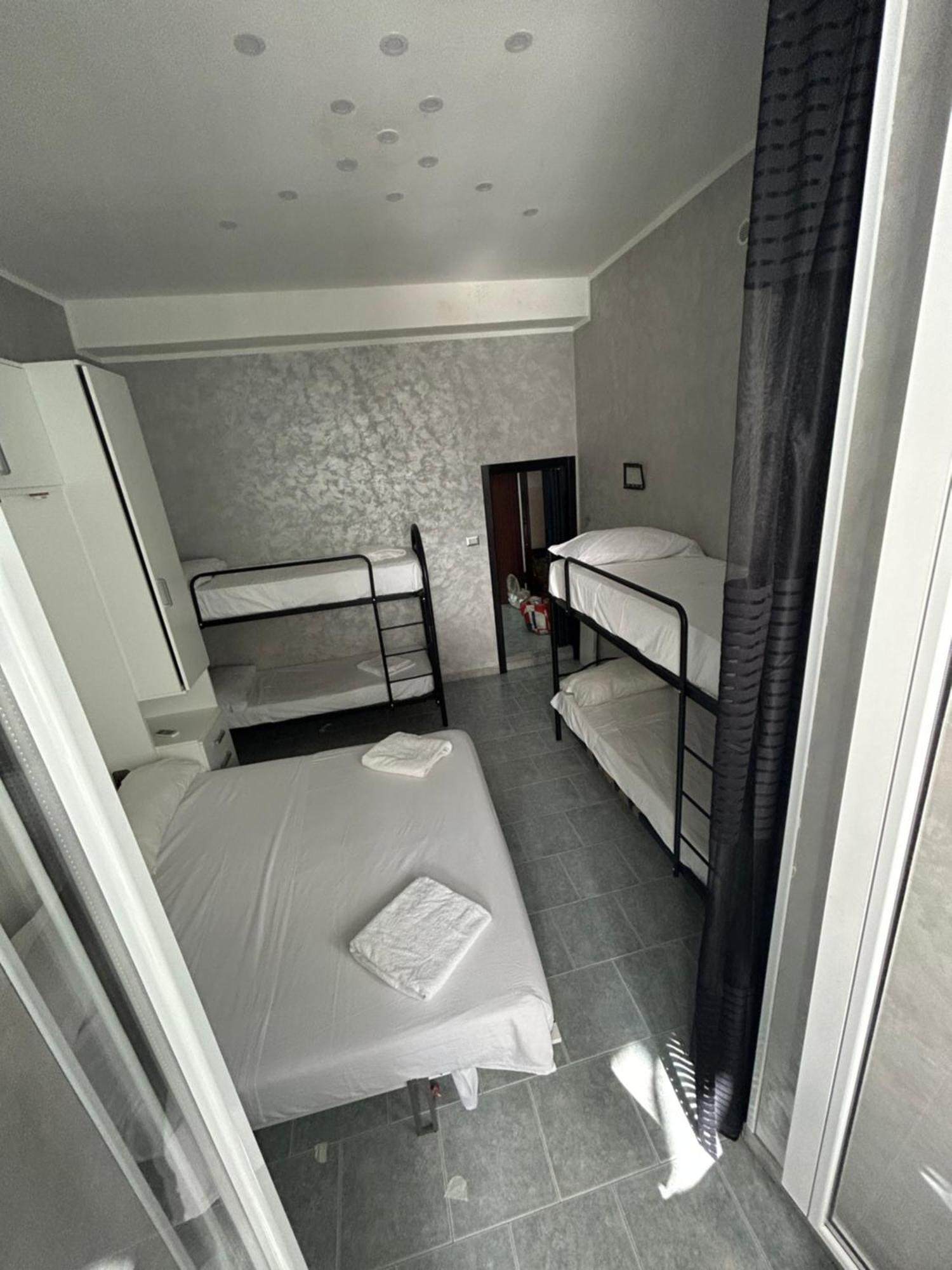 Da Concettina House Apartment Naples Luaran gambar